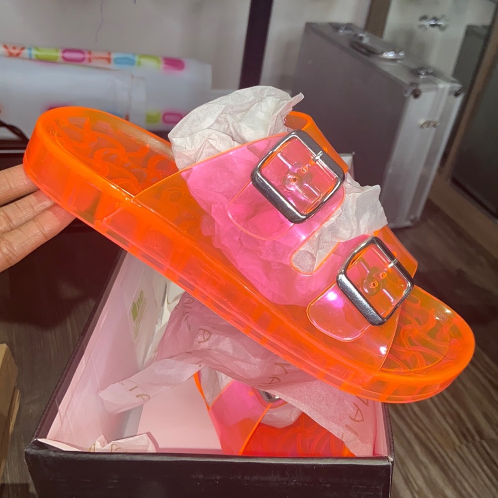 Neon pink birkin